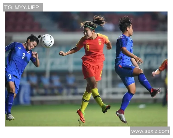 中国对阵泰国足球比赛精彩录像回顾与分析全场亮点尽在其中